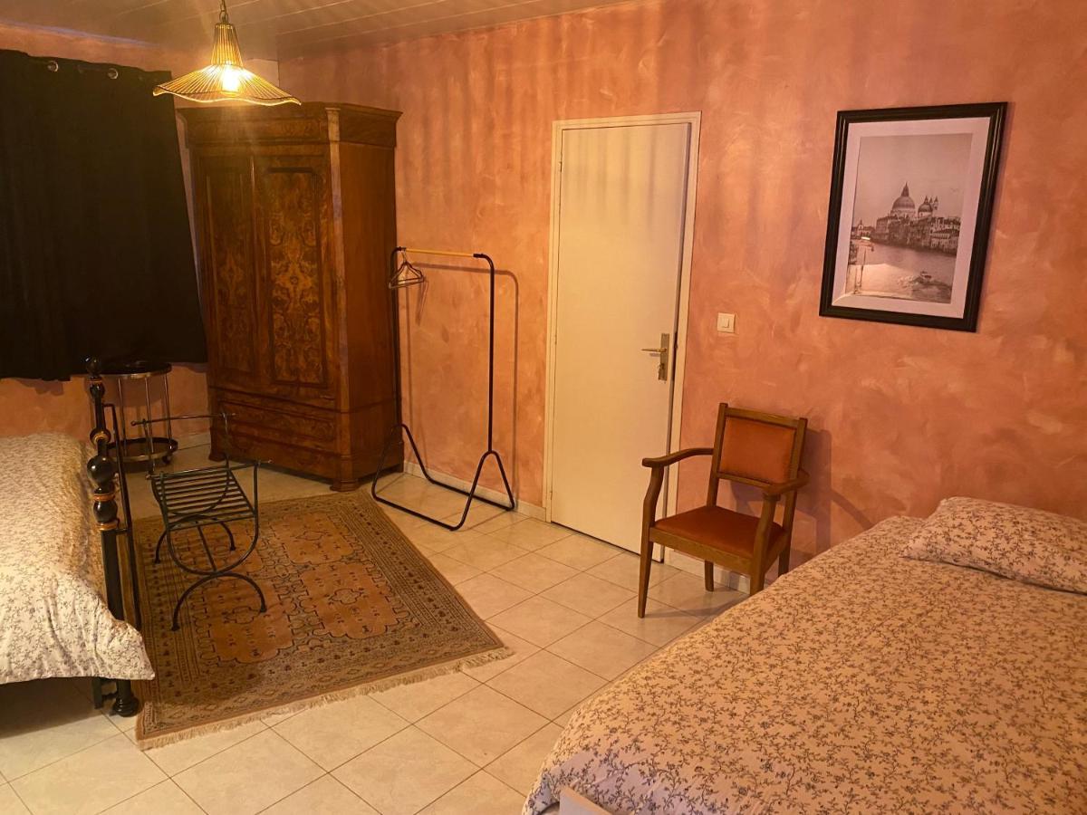 Gîte du CIrque Châlons-en-Champagne Extérieur photo